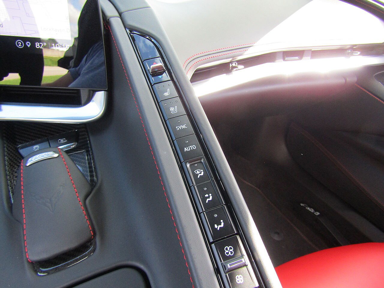 Used 2023 Chevrolet Corvette Z06 RWD image 17
