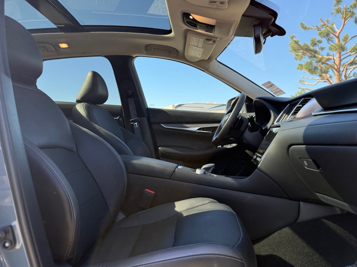 Used 2022 INFINITI QX50 Luxe image 18