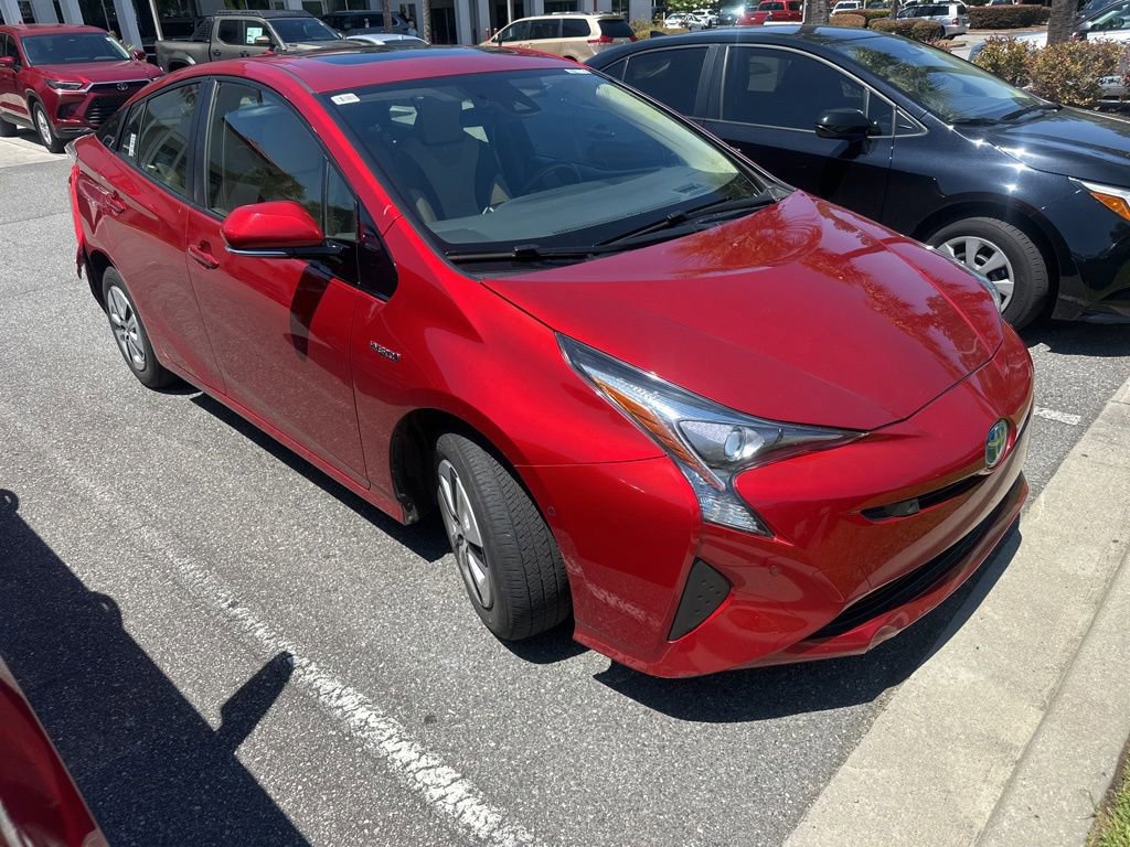 Used 2017 Toyota Prius Three w/ Advanced Technology Package FWD image 2