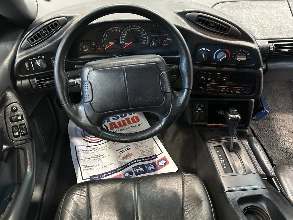 Used 1995 Chevrolet Camaro Z28 RWD image 23