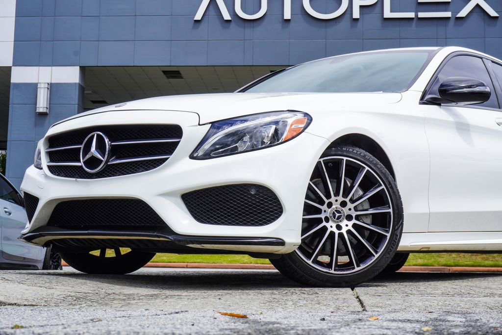 Used 2018 Mercedes-Benz C 300 Sedan image 2