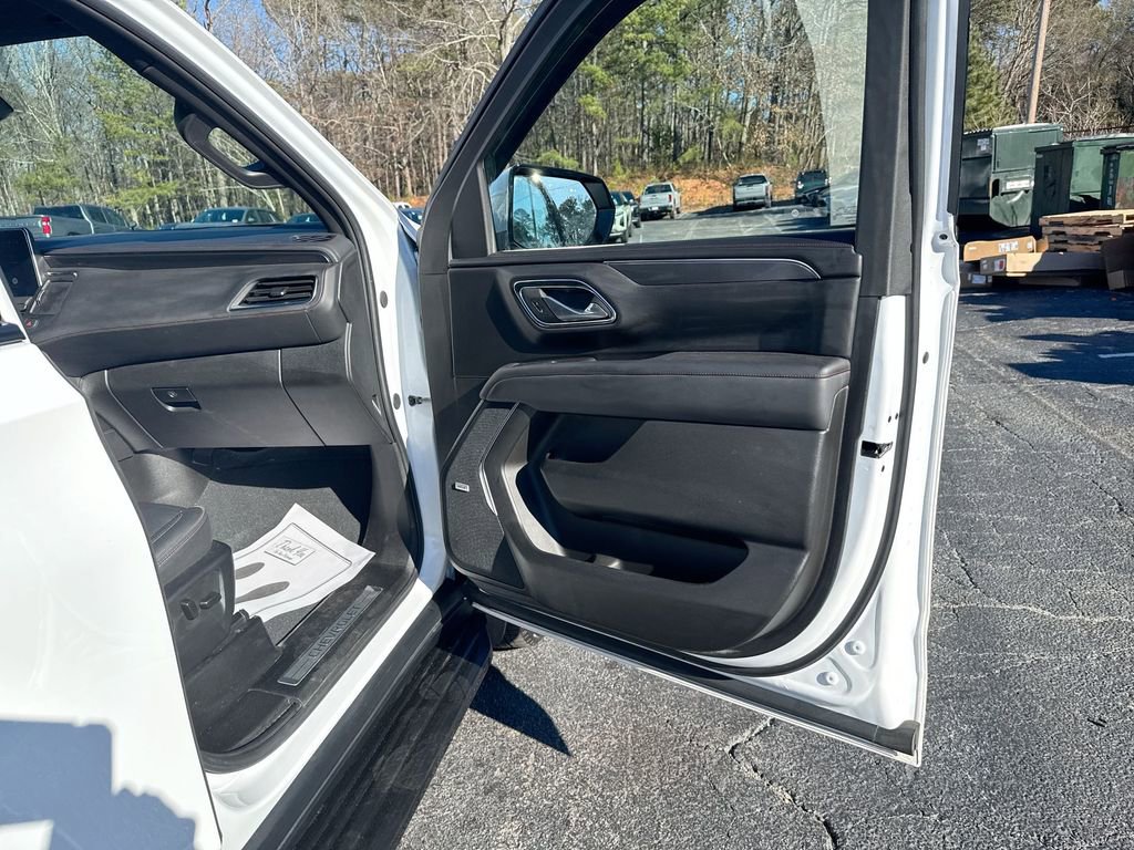 Used 2024 Chevrolet Tahoe RST w/ Luxury Package image 32