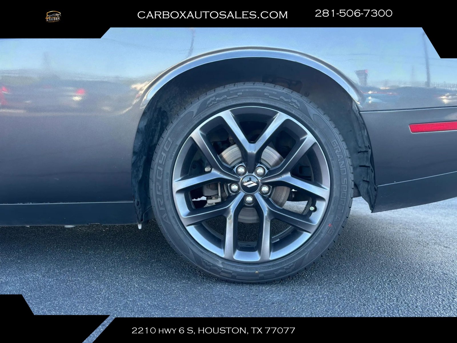 Used 2019 Dodge Challenger SXT w/ Blacktop Package RWD image 26