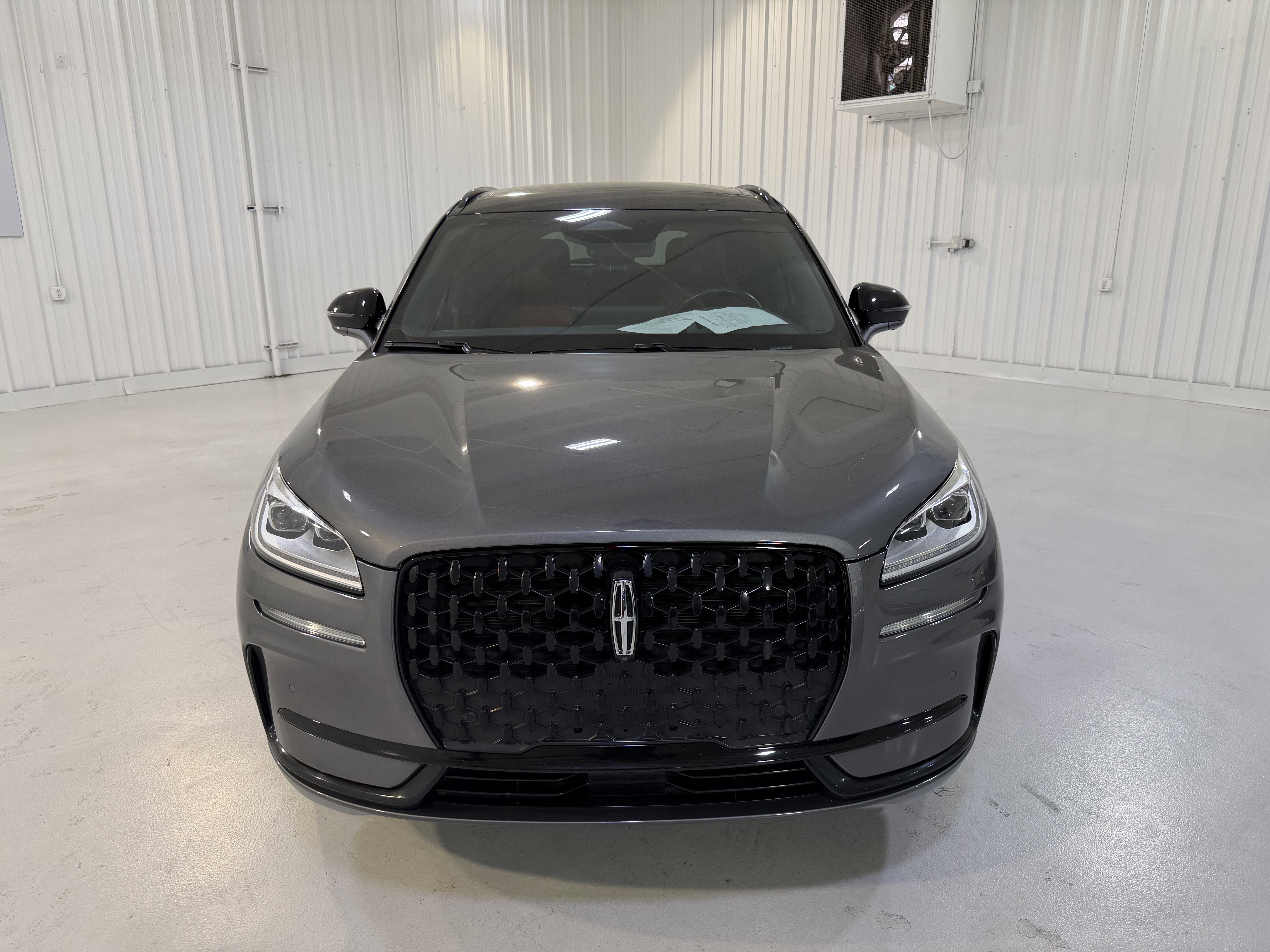 Used 2023 Lincoln Corsair Reserve w/ Equipment Group 202A image 7