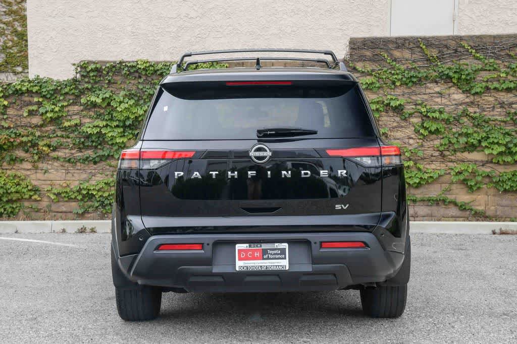 Used 2024 Nissan Pathfinder SV w/ SV Premium Package FWD image 9