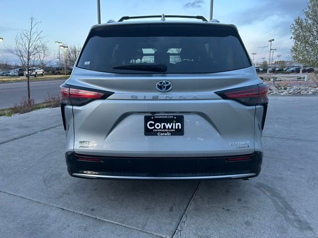 Used 2021 Toyota Sienna Platinum image 7