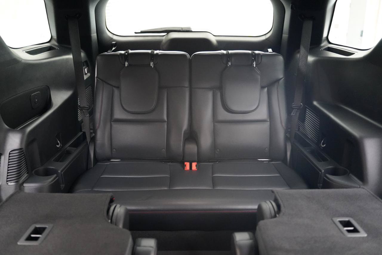 Used 2026 Ford Explorer ST-Line w/ ST-Line Street Pack RWD image 38