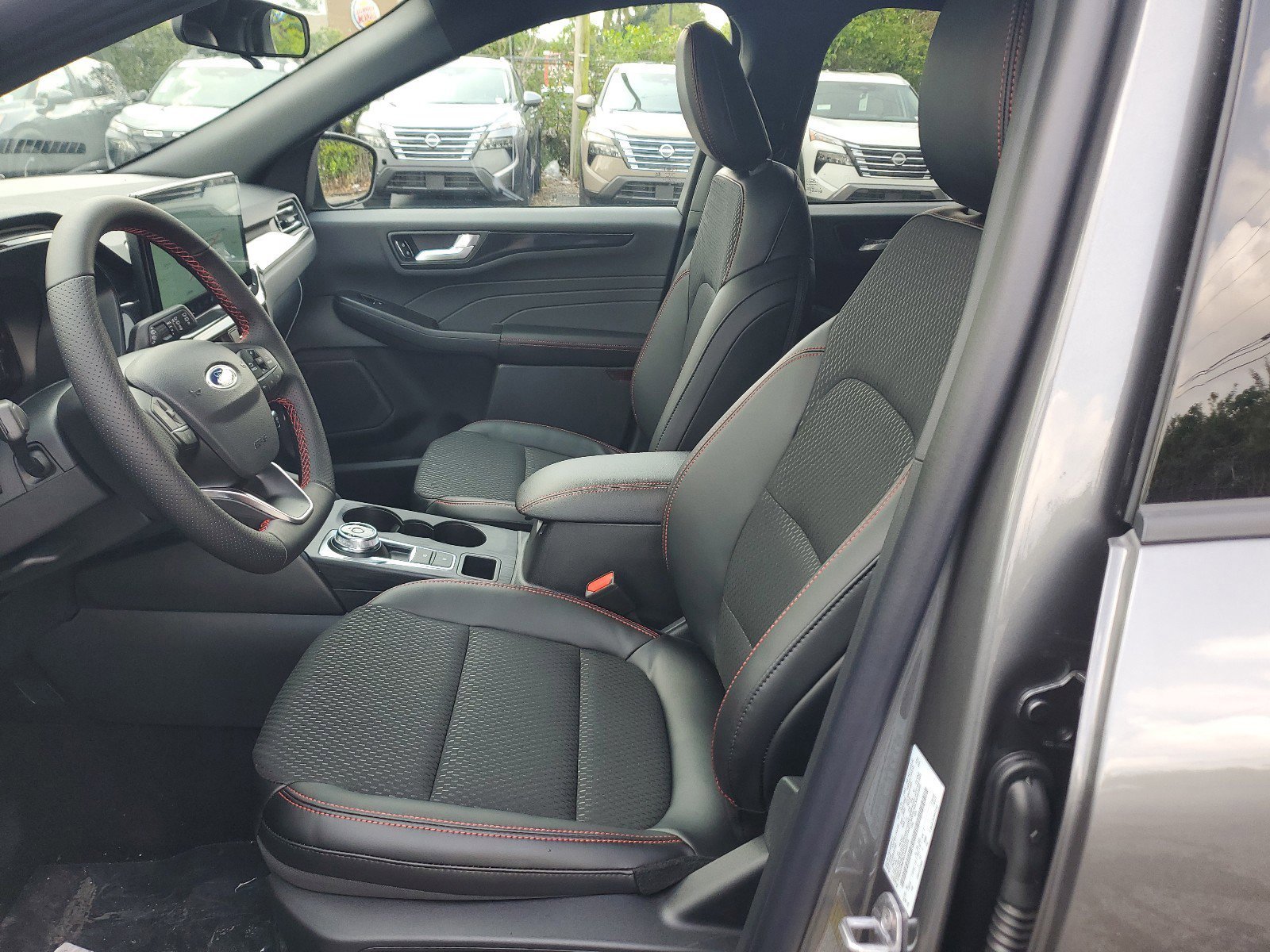 New 2025 Ford Escape ST-Line w/ Equipment Group 301A image 10