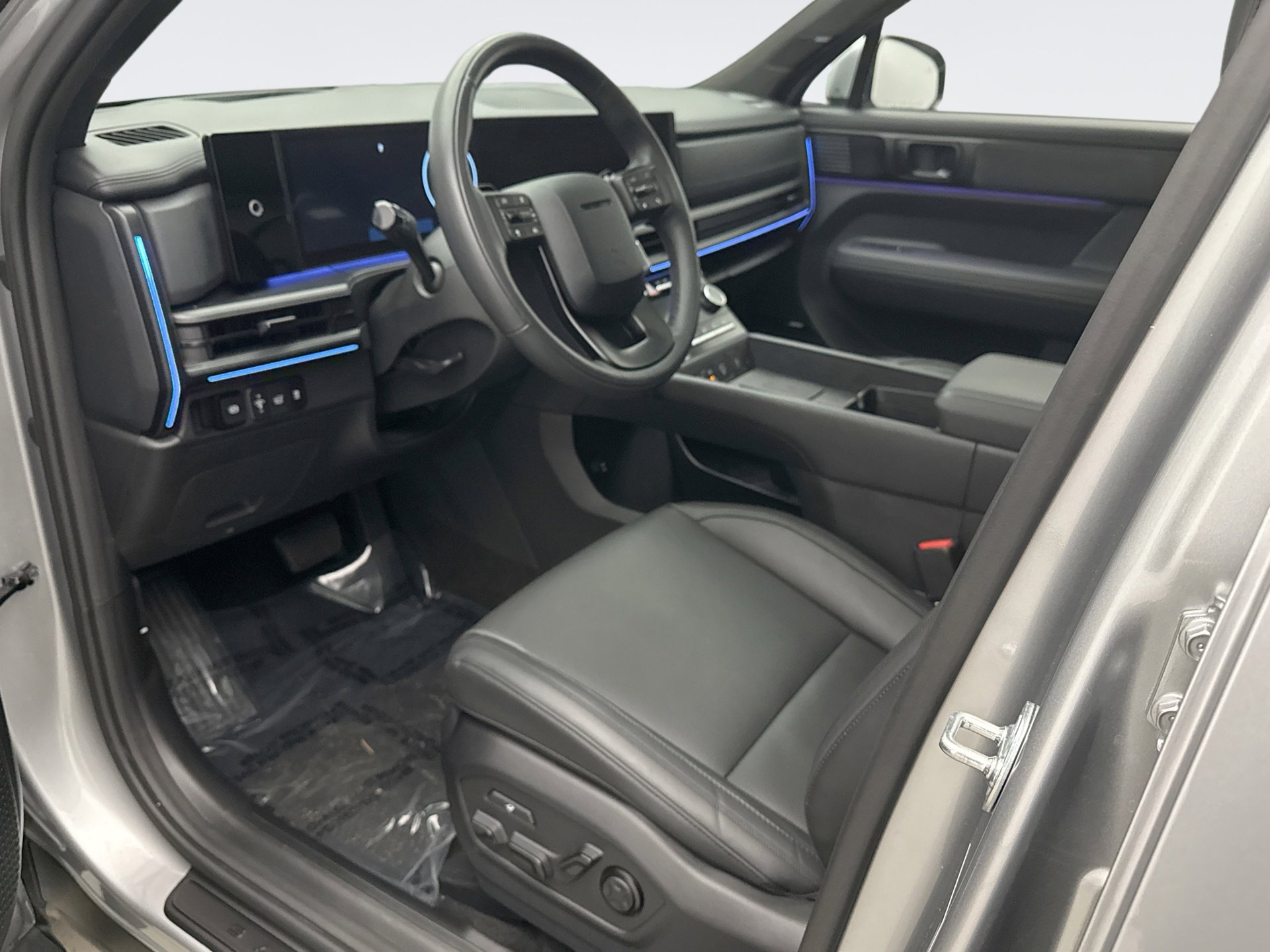 Used 2025 Hyundai Santa Fe Calligraphy image 10