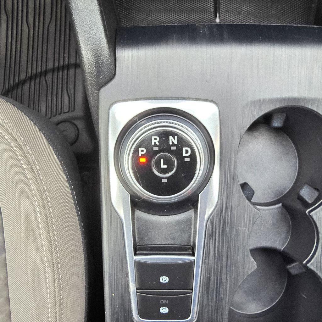 Used 2020 Ford Escape SE image 5