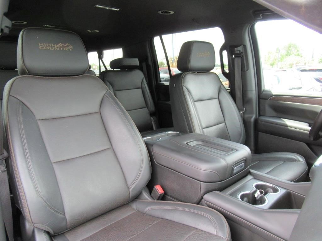 Certified 2022 Chevrolet Suburban High Country image 12