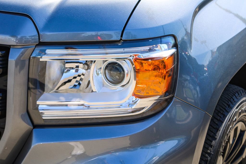 Used 2021 GMC Canyon Elevation w/ Driver Alert Package image 8