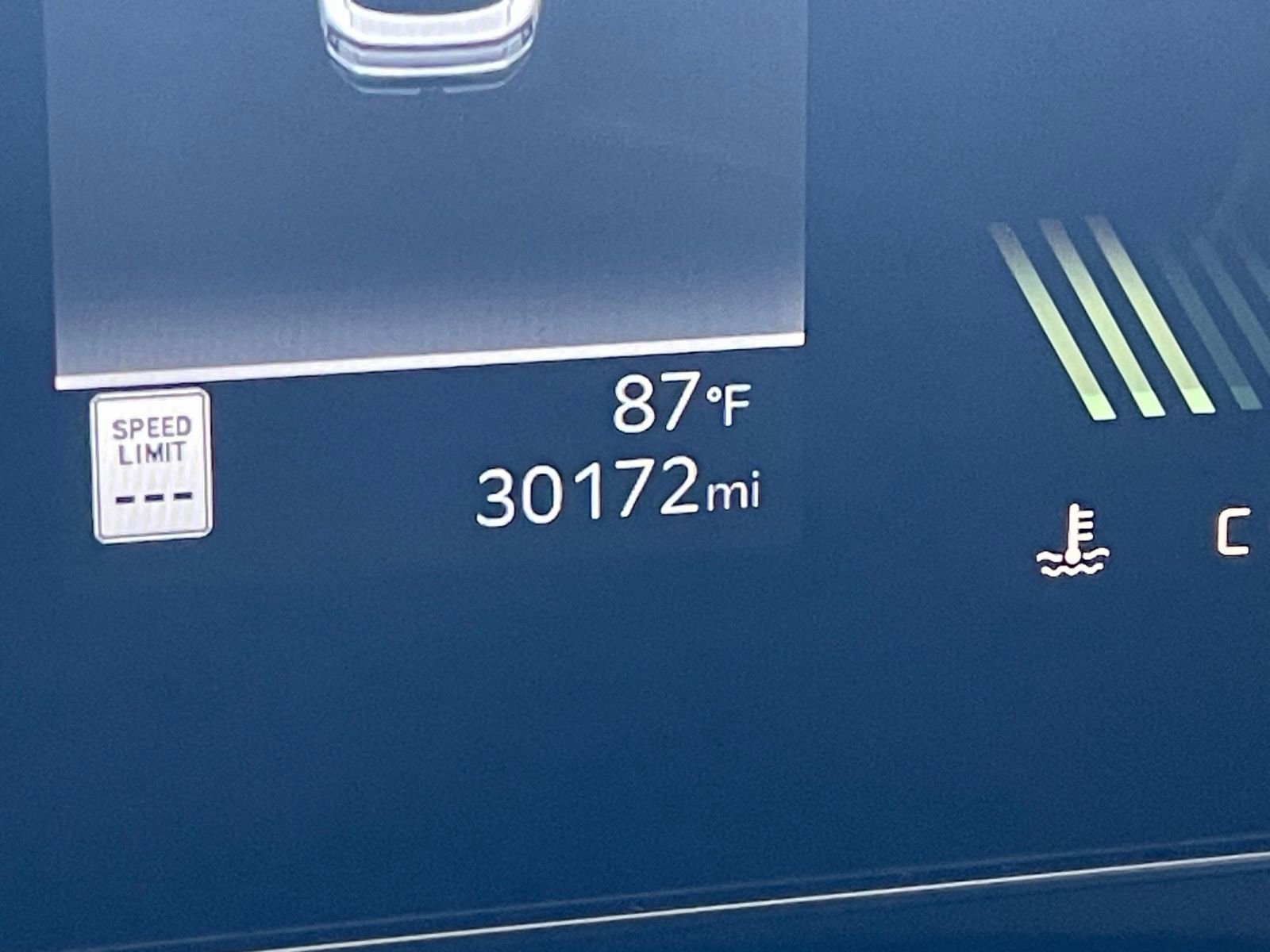 Used 2025 Kia K4 LXS image 41