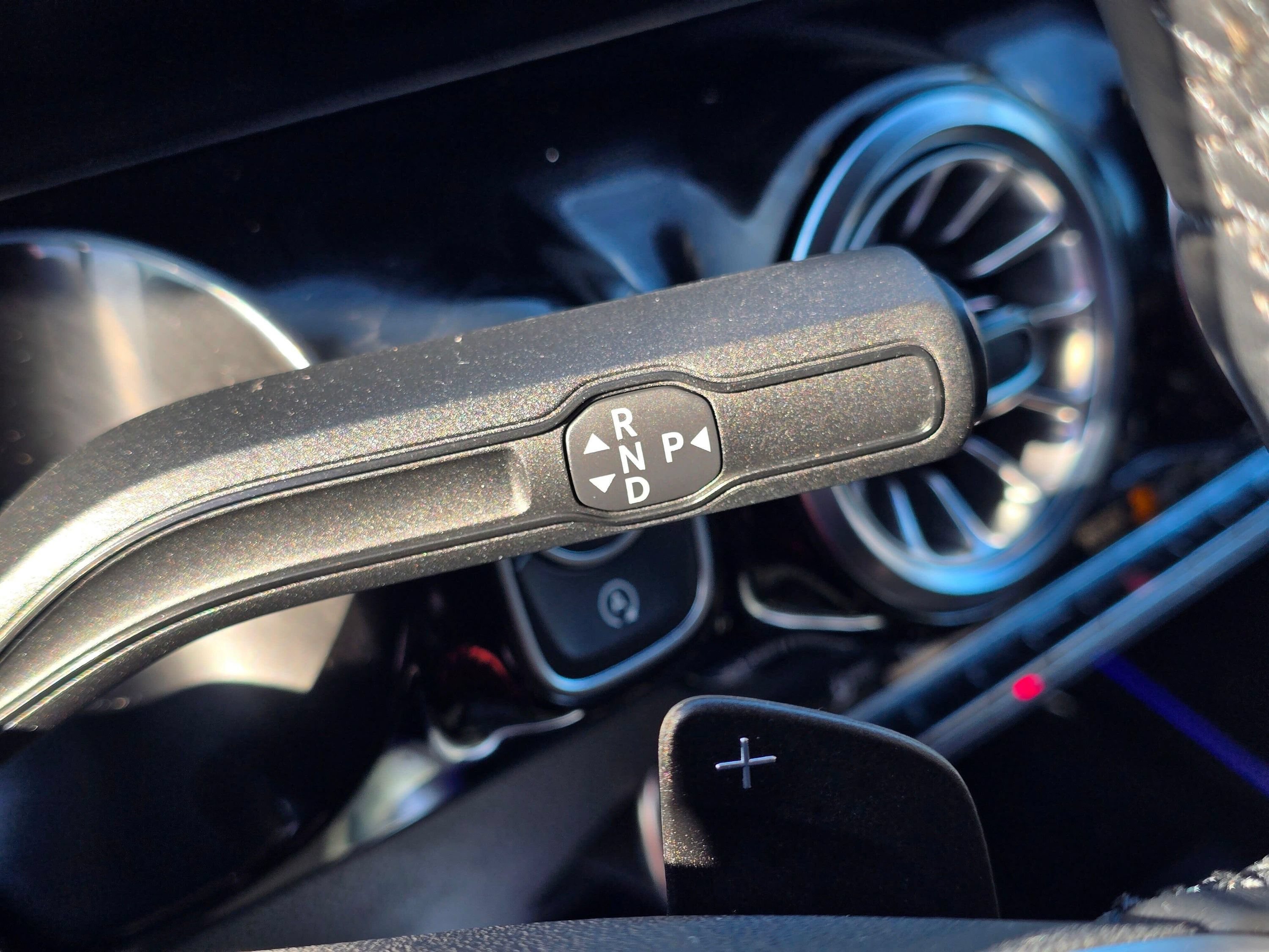 Used 2022 Mercedes-Benz GLA 250 4MATIC image 15
