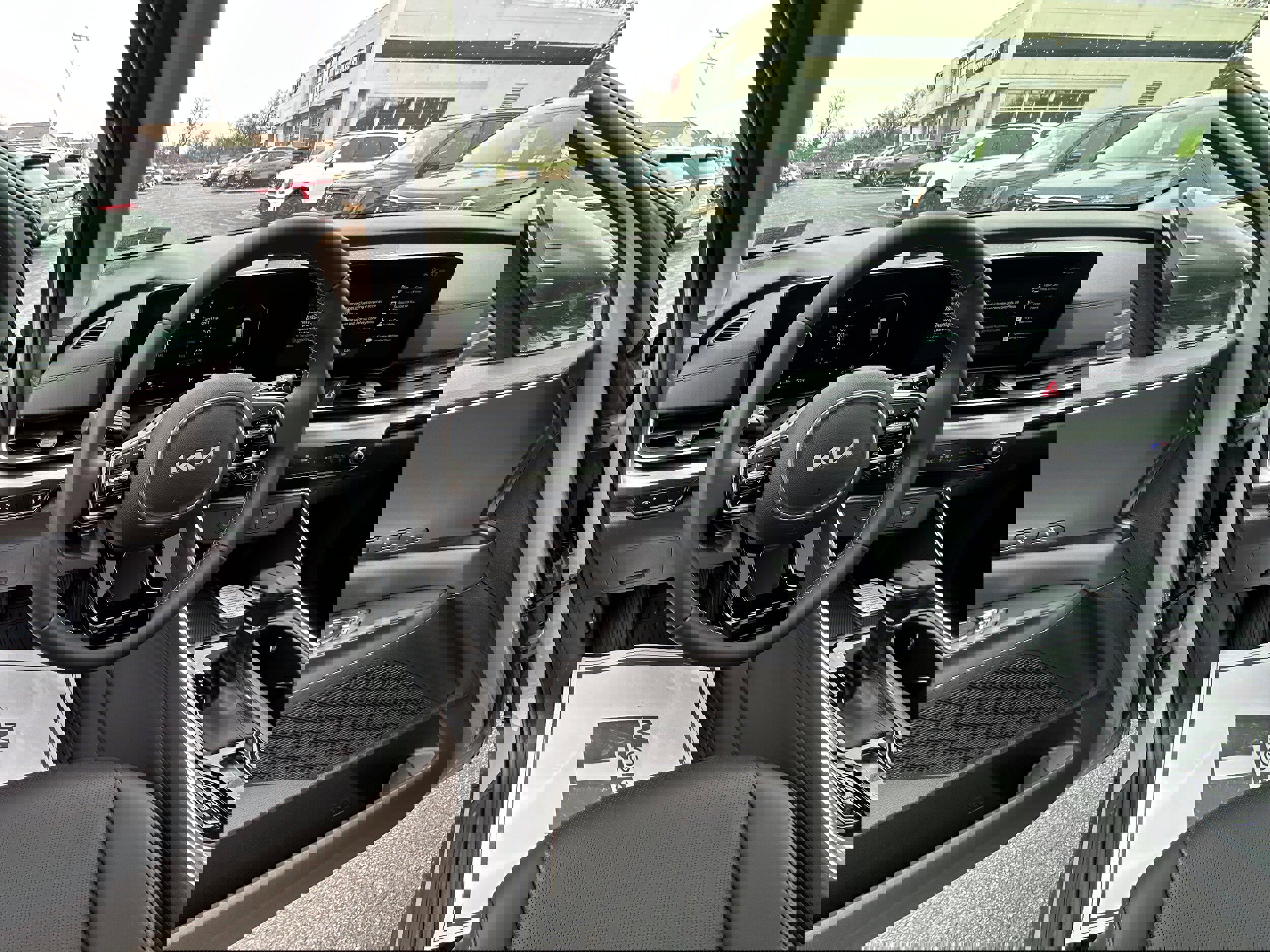 New 2026 Kia Carnival SX image 31