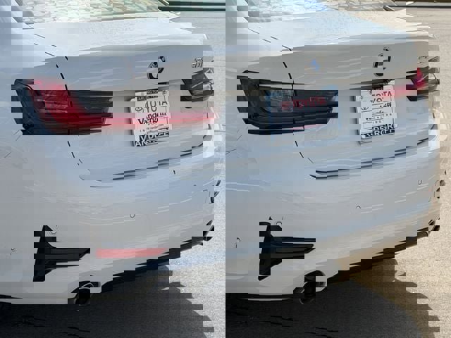 Used 2021 BMW 330i Sedan w/ Premium Package image 6