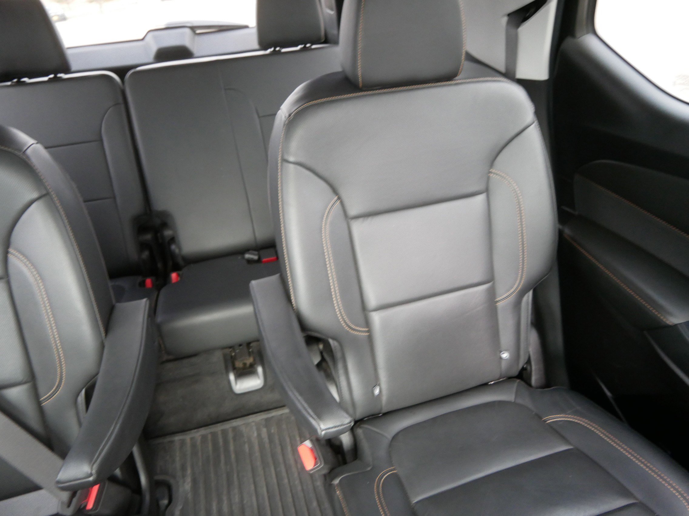 Used 2019 Chevrolet Traverse Premier AWD/4WD image 14