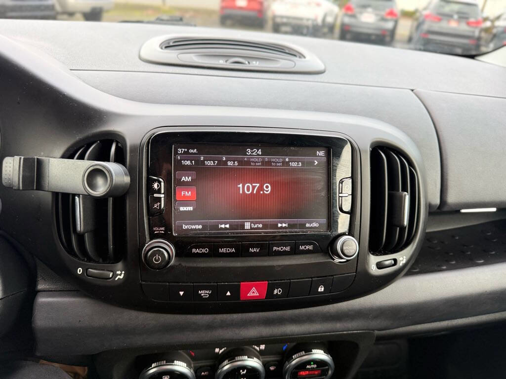 Used 2014 FIAT 500L Lounge image 18