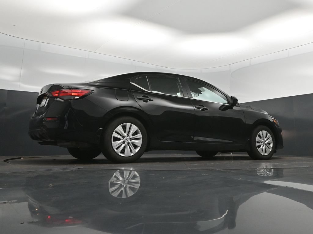 Used 2025 Nissan Sentra S FWD image 42