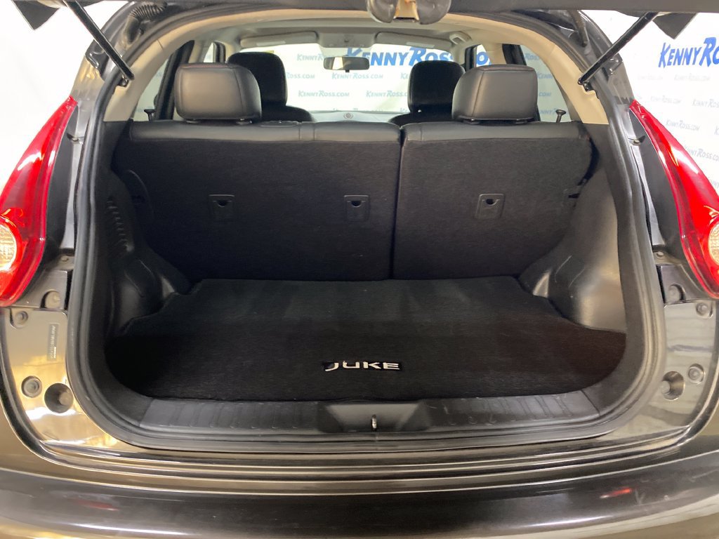 Used 2011 Nissan Juke SL AWD/4WD image 16
