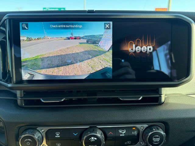 Used 2024 Jeep Gladiator Sport image 21