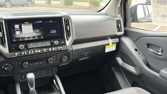 New 2026 Nissan Frontier SV w/ SV Convenience Package AWD/4WD image 24