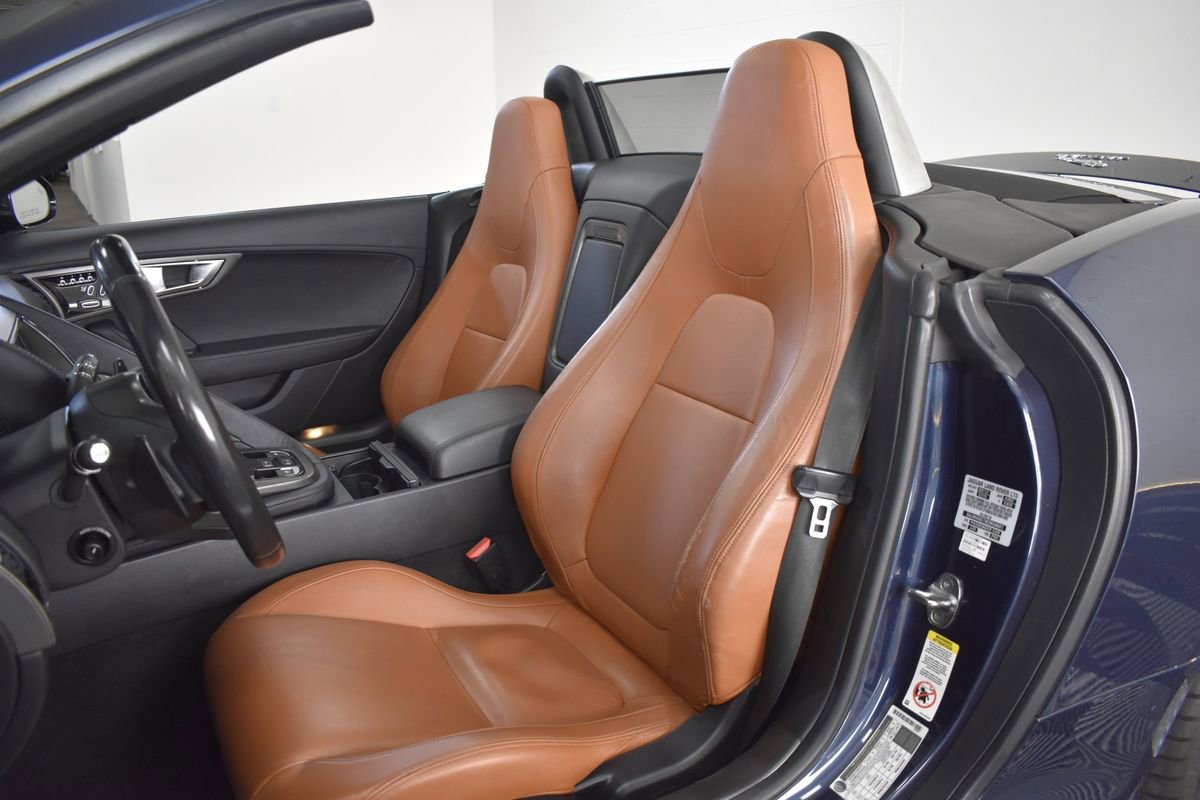 Used 2014 Jaguar F-TYPE image 14