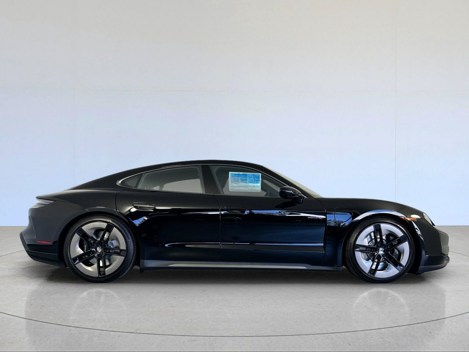New 2026 Porsche Taycan Turbo AWD/4WD image 9