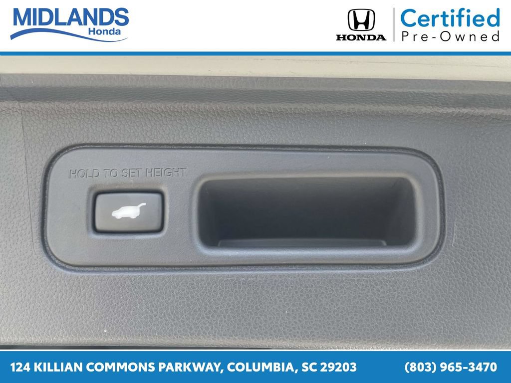 Certified 2025 Honda Pilot TrailSport image 9
