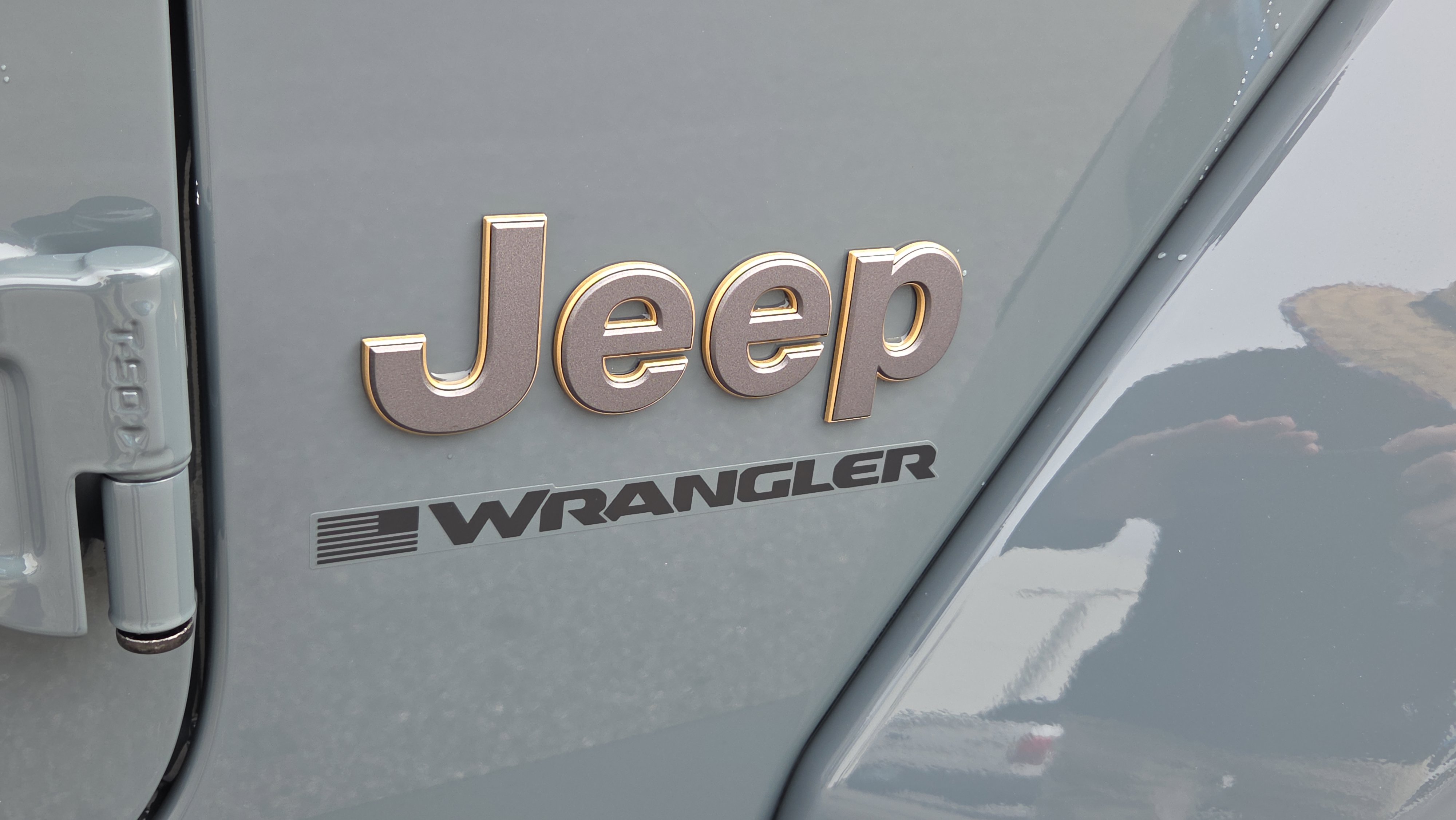 Used 2025 Jeep Wrangler Unlimited Rubicon 392 image 17