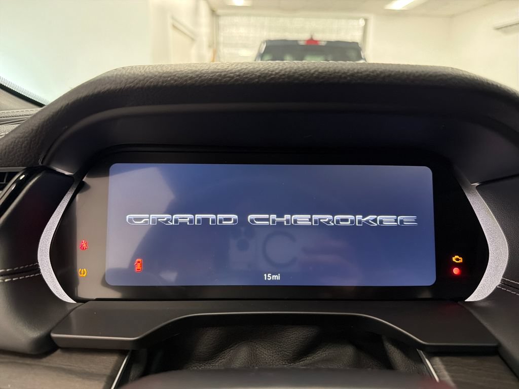 New 2026 Jeep Grand Cherokee Limited AWD/4WD image 14