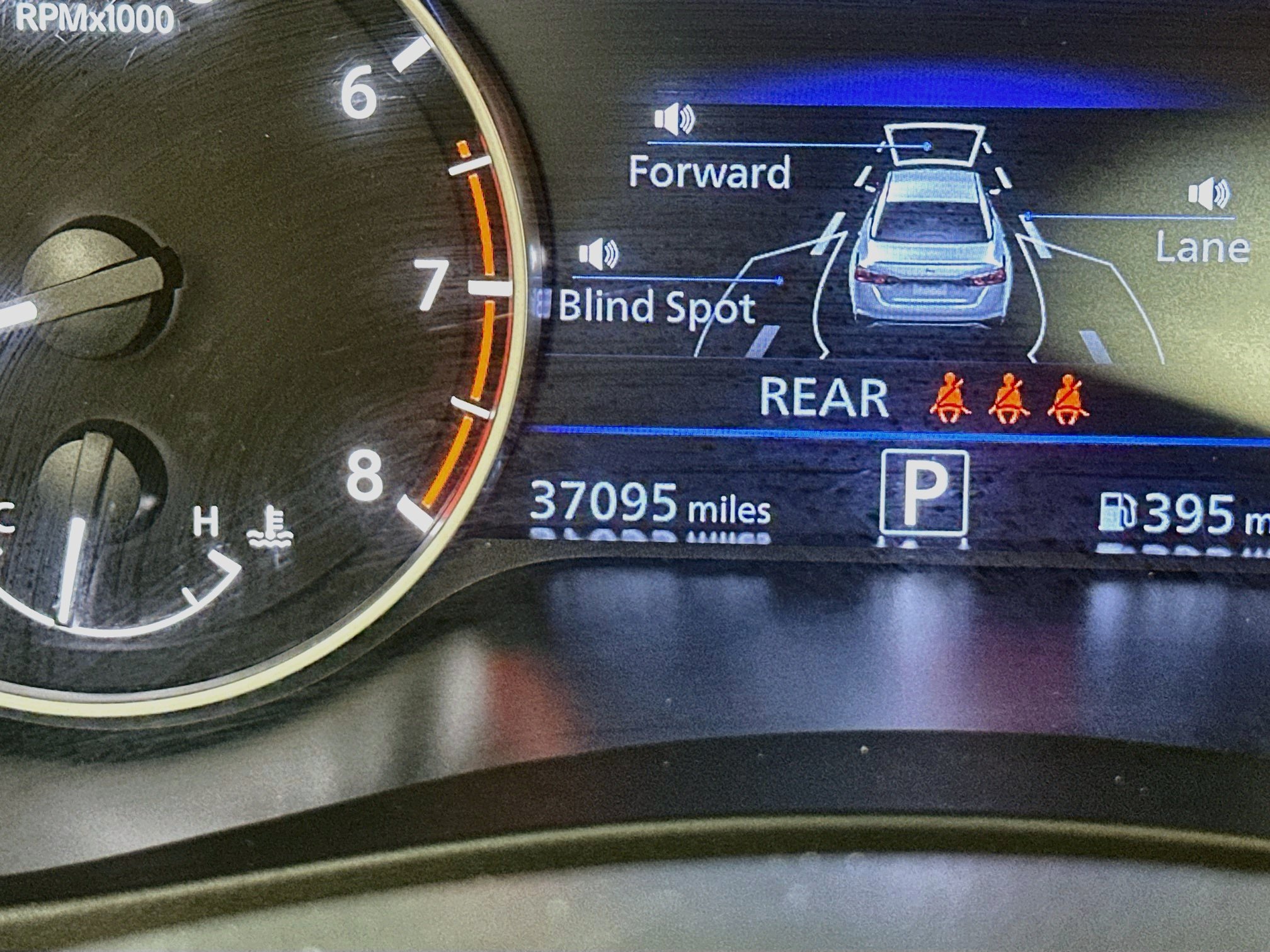 Used 2025 Nissan Altima 2.5 SV FWD image 19