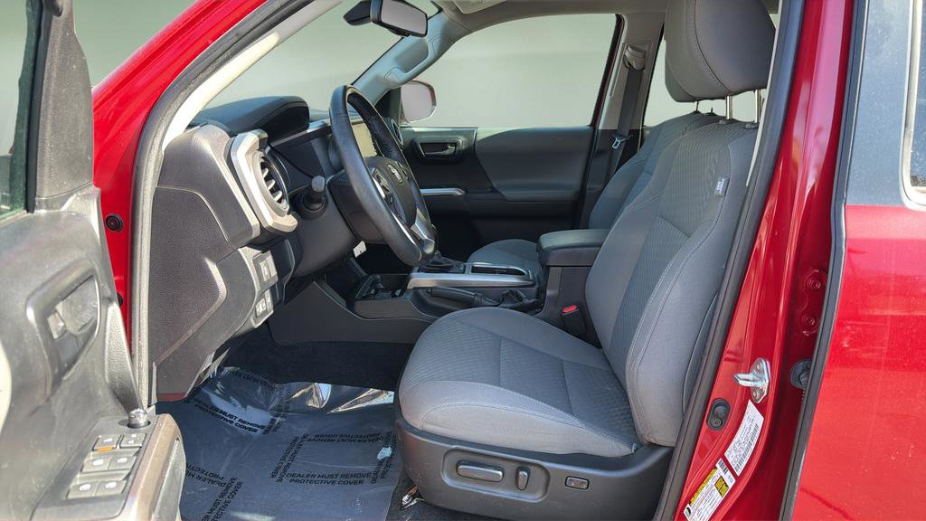 Used 2022 Toyota Tacoma SR5 image 11