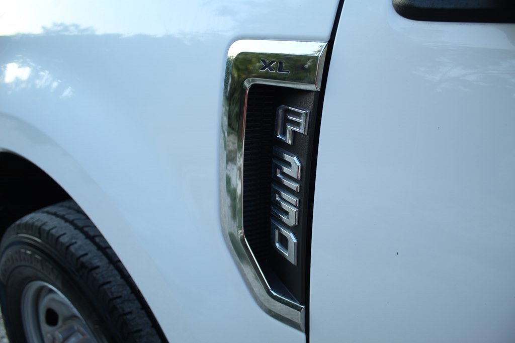 Used 2019 Ford F250 XL w/ Power Equipment Group image 9