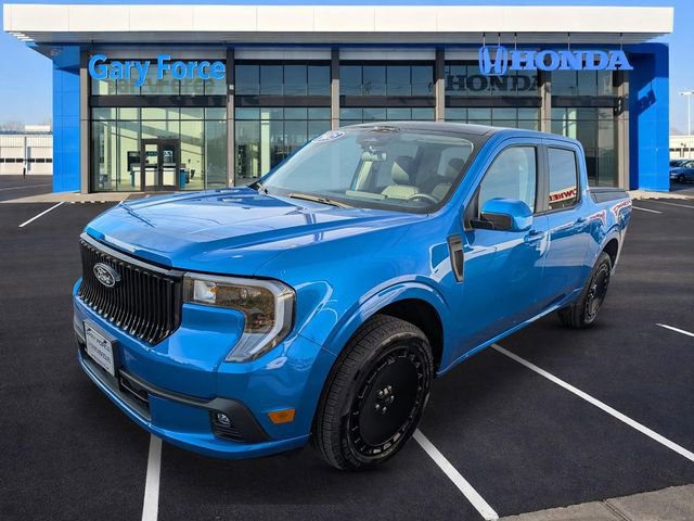 Used 2025 Ford Maverick Lobo AWD/4WD image 4