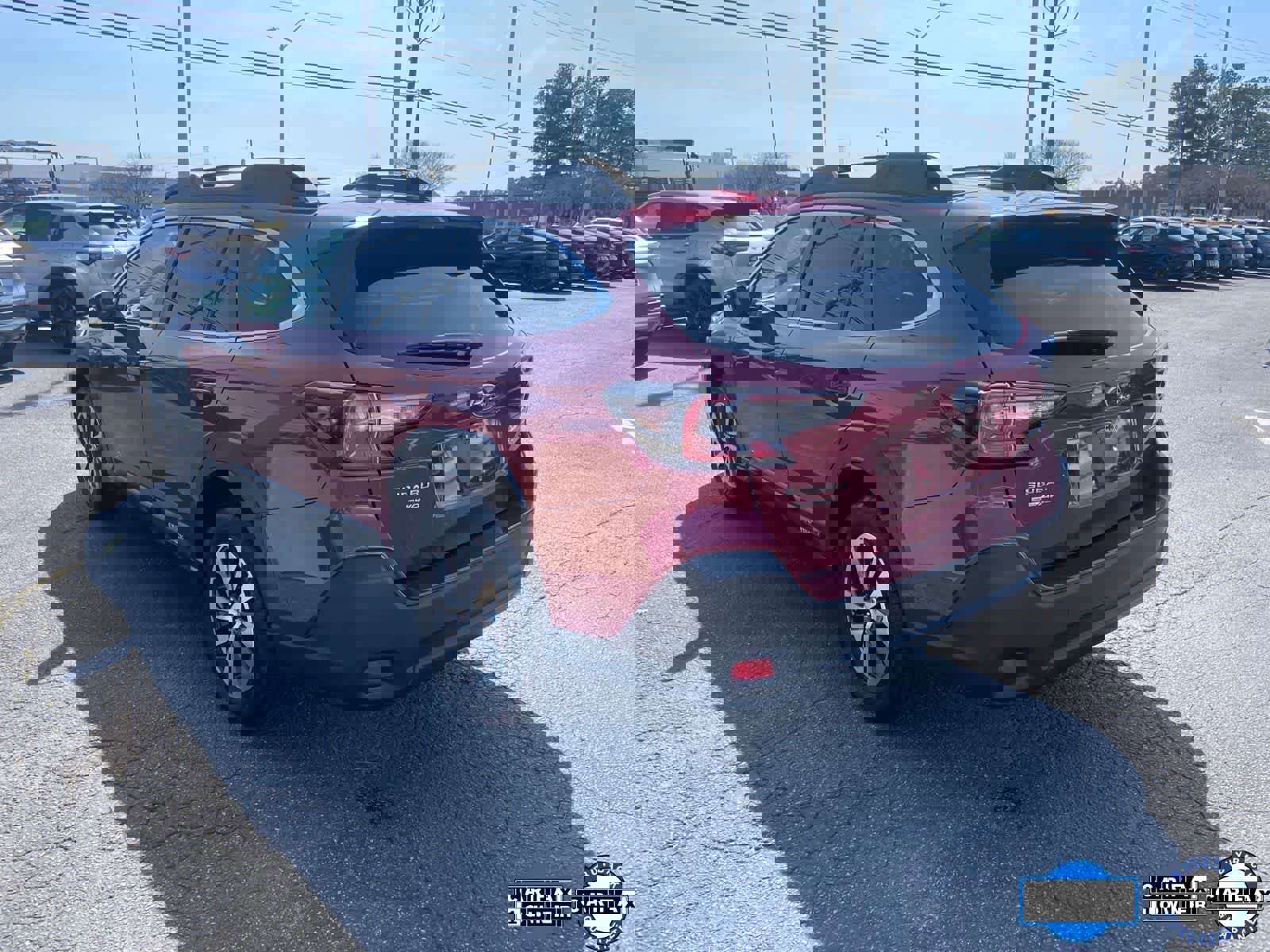 Used 2025 Subaru Outback Premium image 3