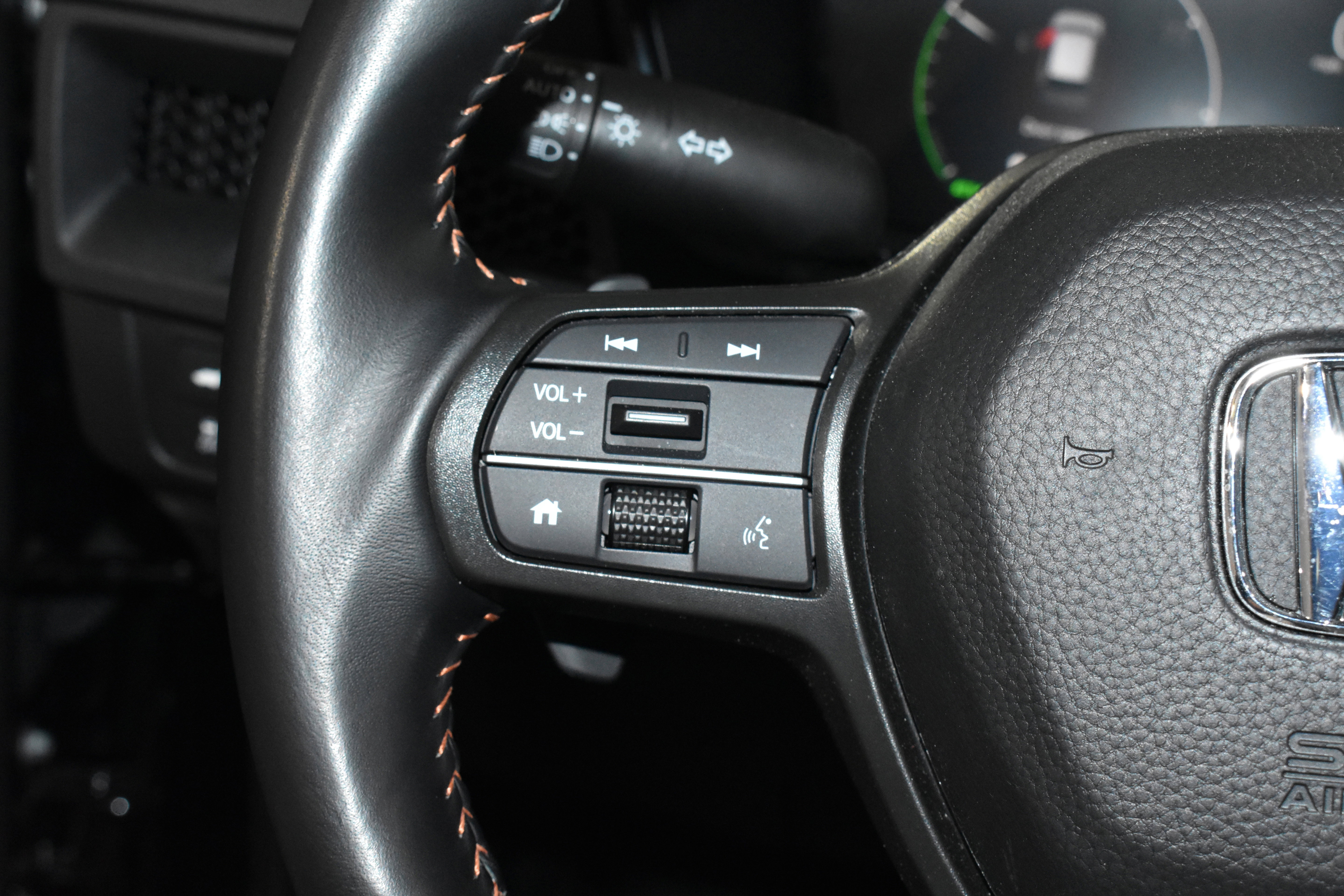 Certified 2025 Honda CR-V Sport-L image 14