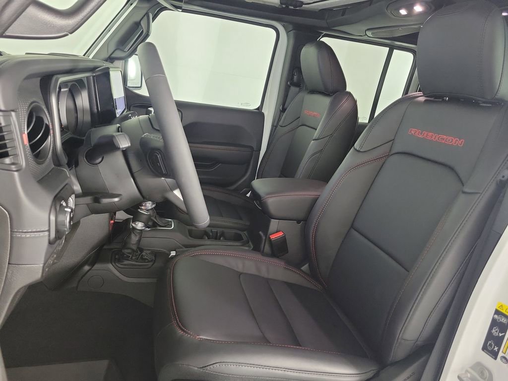 Used 2025 Jeep Gladiator Rubicon image 13