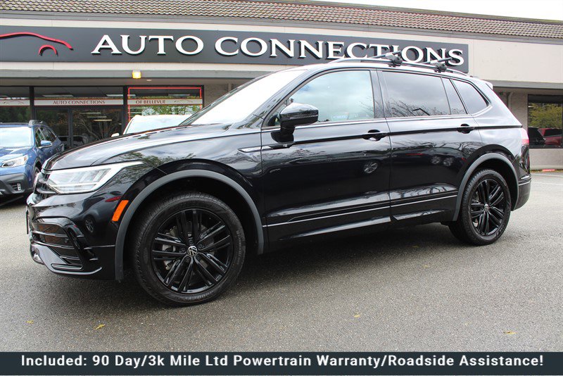 Used 2022 Volkswagen Tiguan SE R-Line image 1