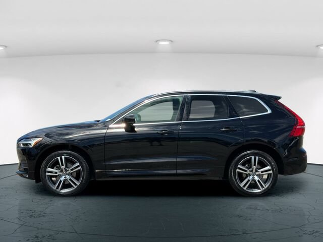 Used 2021 Volvo XC60 T5 Momentum w/ Protection Package Premier FWD image 4