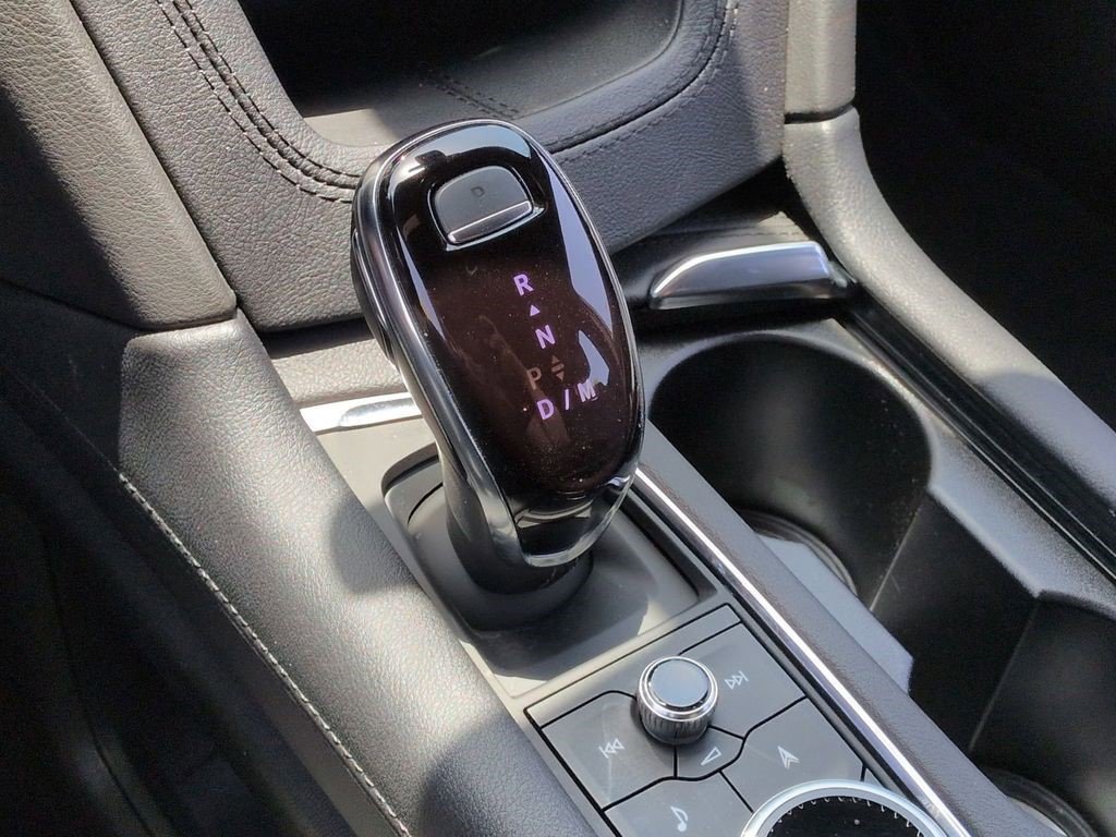 Certified 2024 Cadillac XT5 Sportv w/ Technology Package AWD/4WD image 22