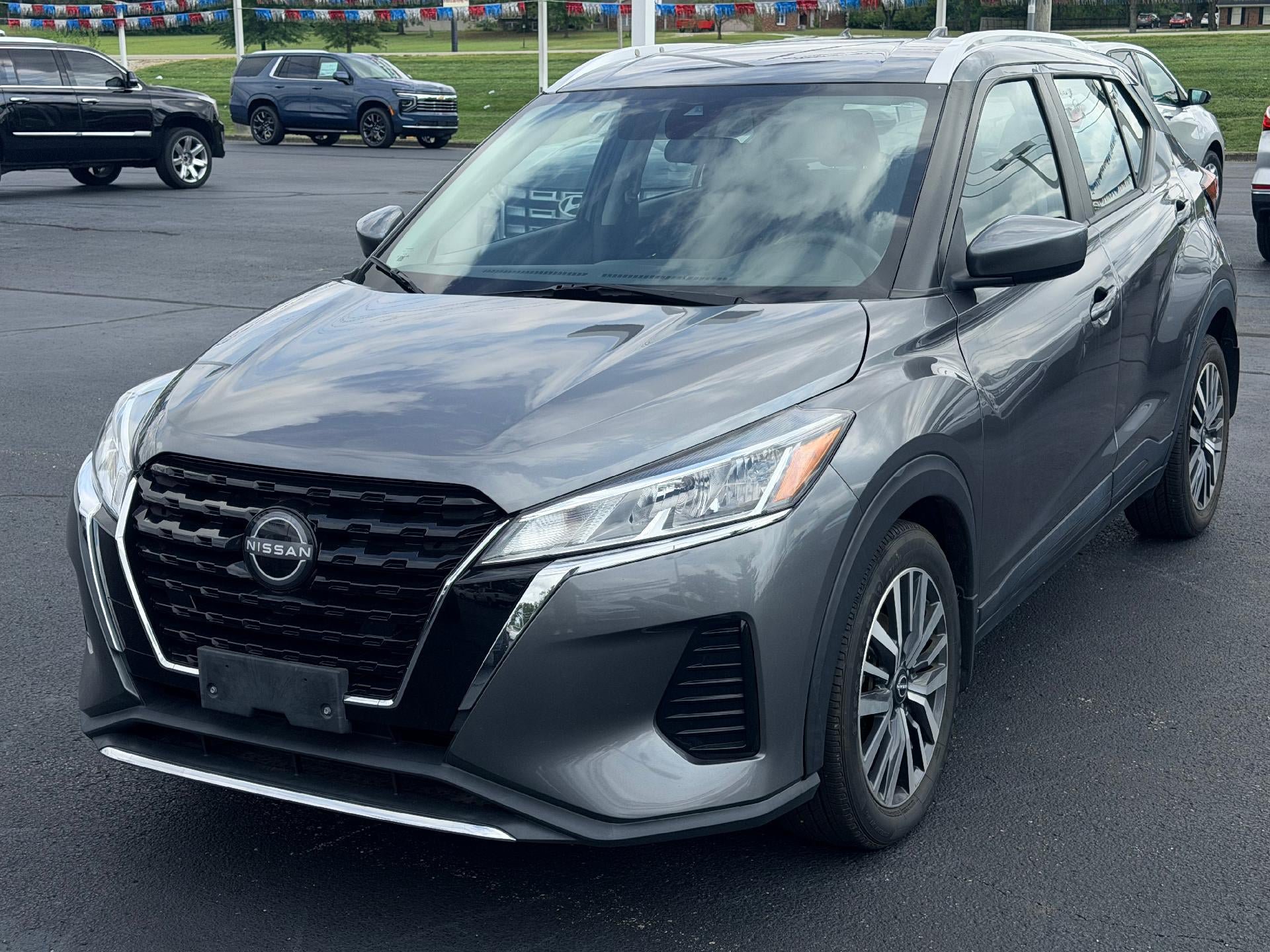 Used 2023 Nissan Kicks SV