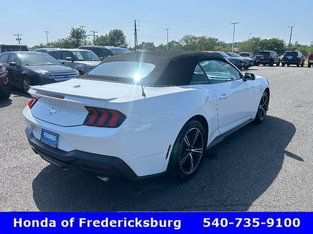 Used 2025 Ford Mustang Premium RWD image 7
