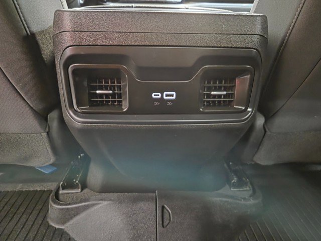 Used 2024 Chevrolet Silverado 2500 LT image 72