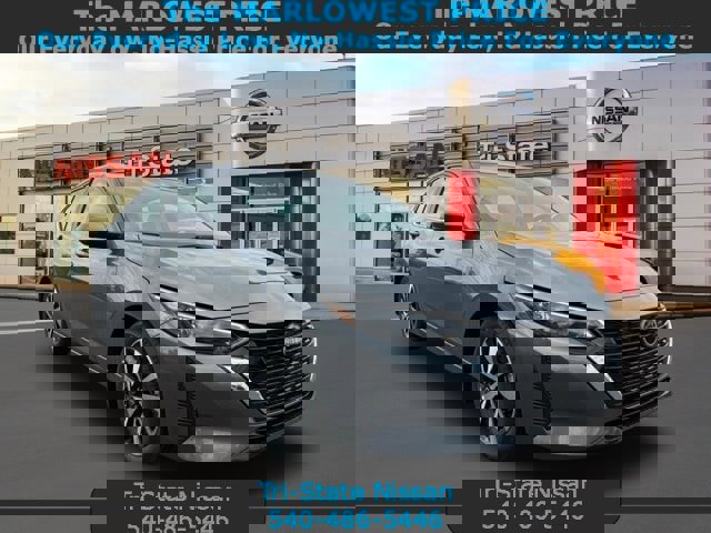 New 2025 Nissan Sentra SV w/ SV Premium Package