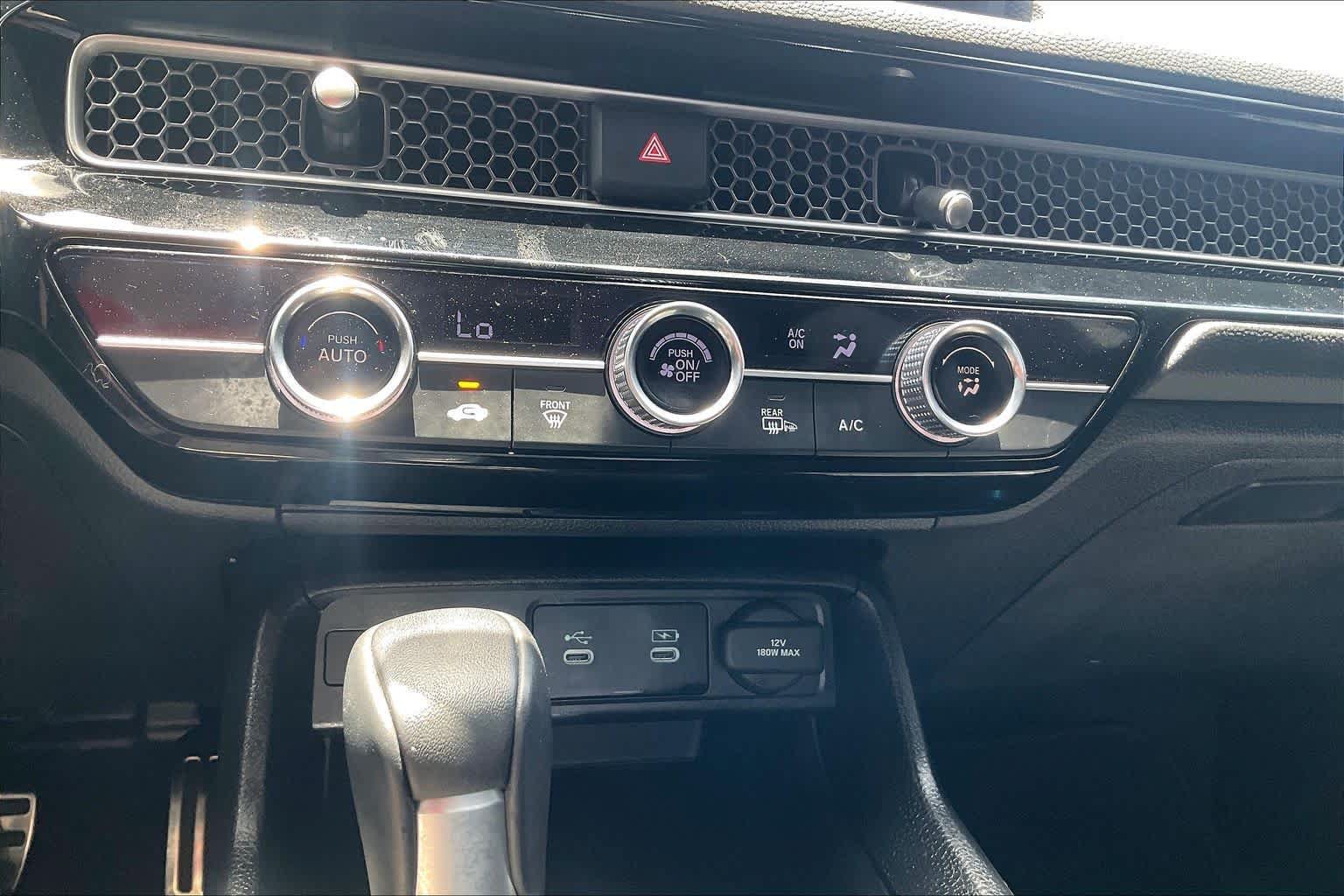 Used 2025 Honda Civic Sport image 32