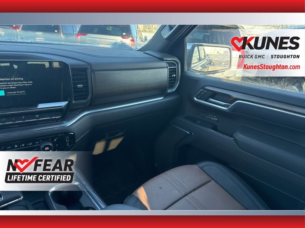 Used 2025 Chevrolet Silverado 1500 High Country image 24