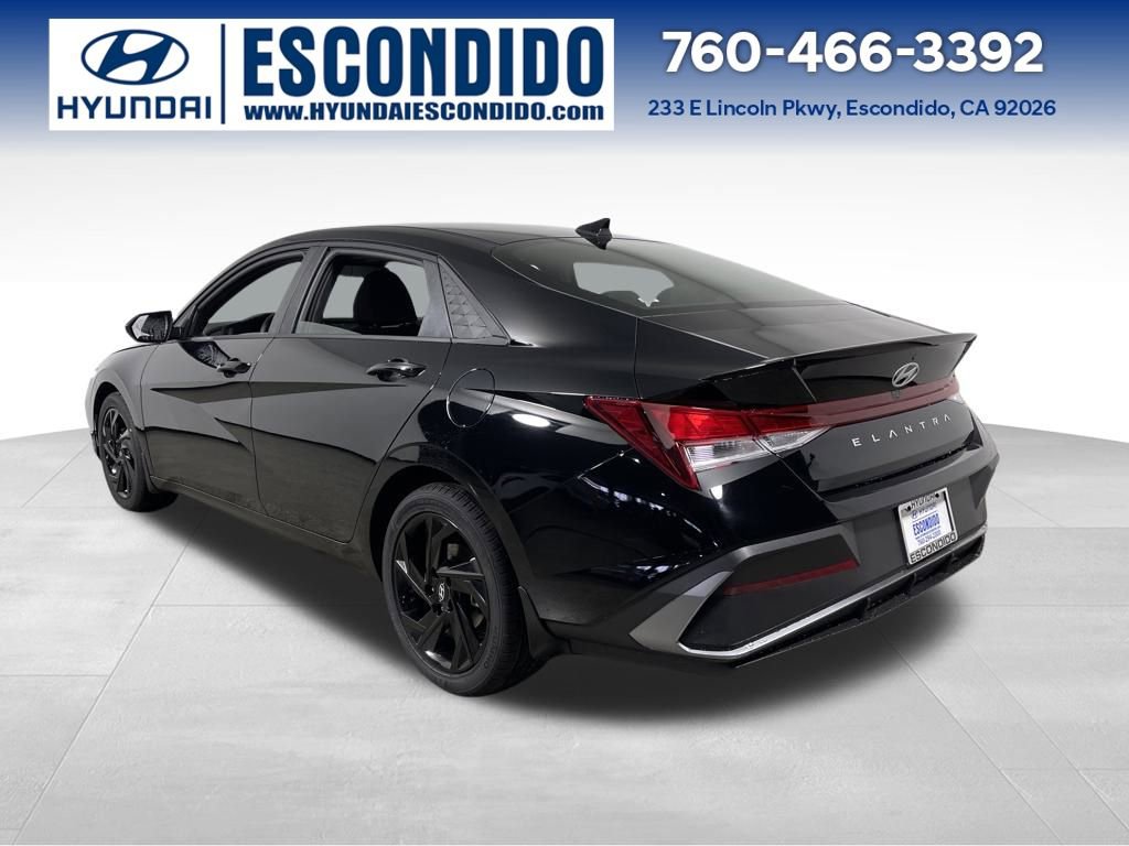 New 2026 Hyundai Elantra Sport image 3