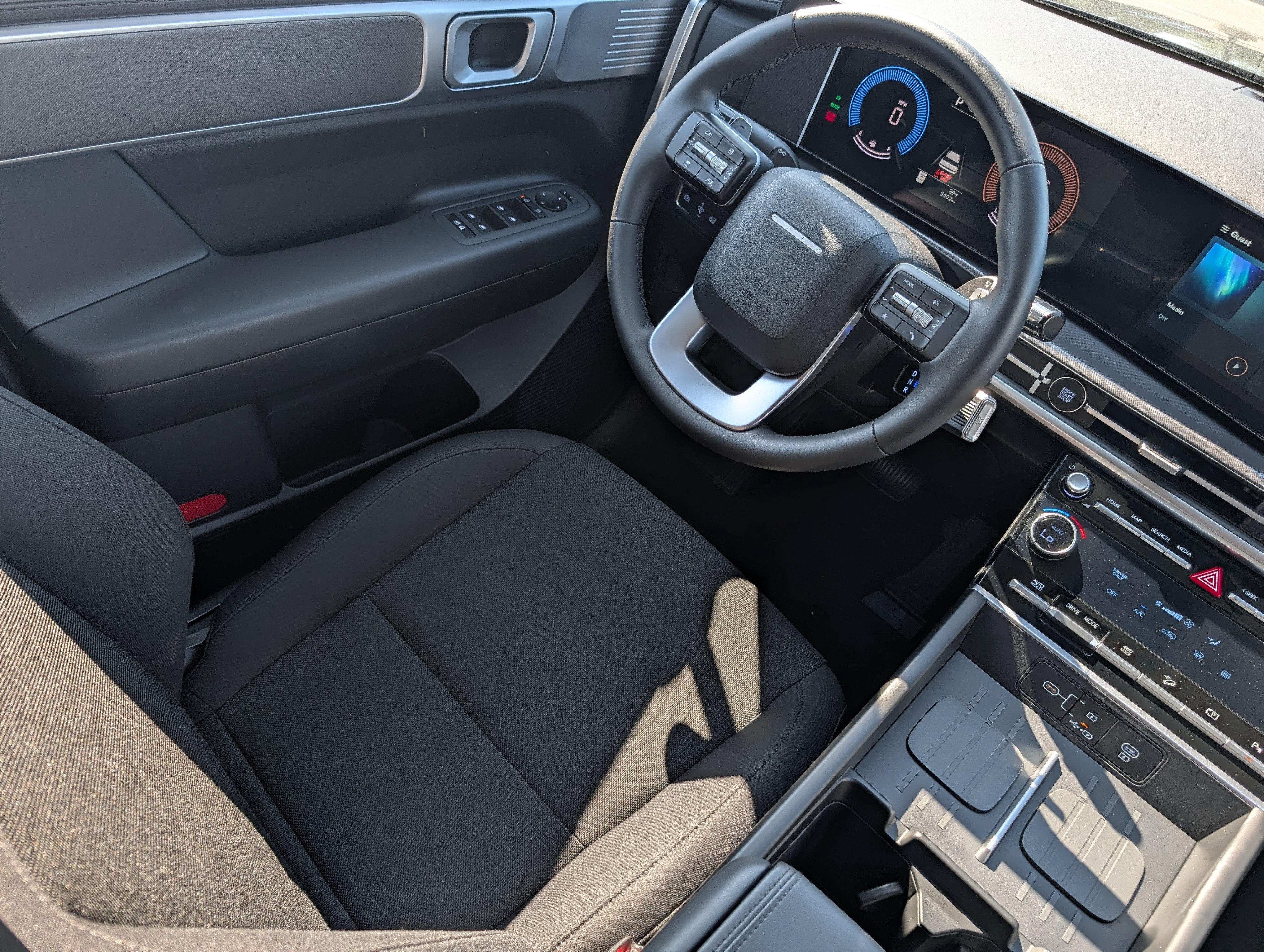 Certified 2026 Hyundai Santa Fe SE AWD/4WD image 9
