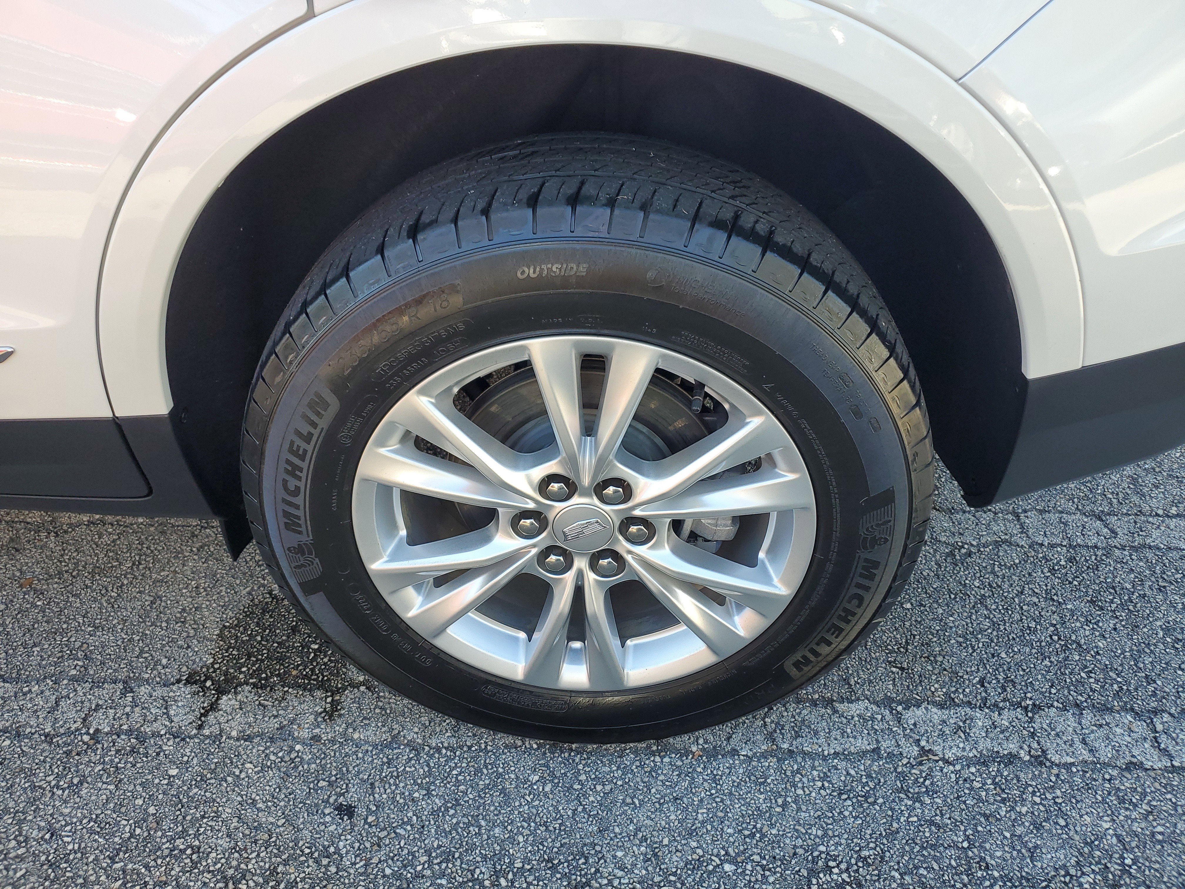 Used 2024 Cadillac XT5 Luxury image 8